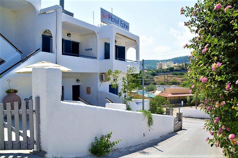 Attica Hotel Ephie Vathí Buitenkant foto